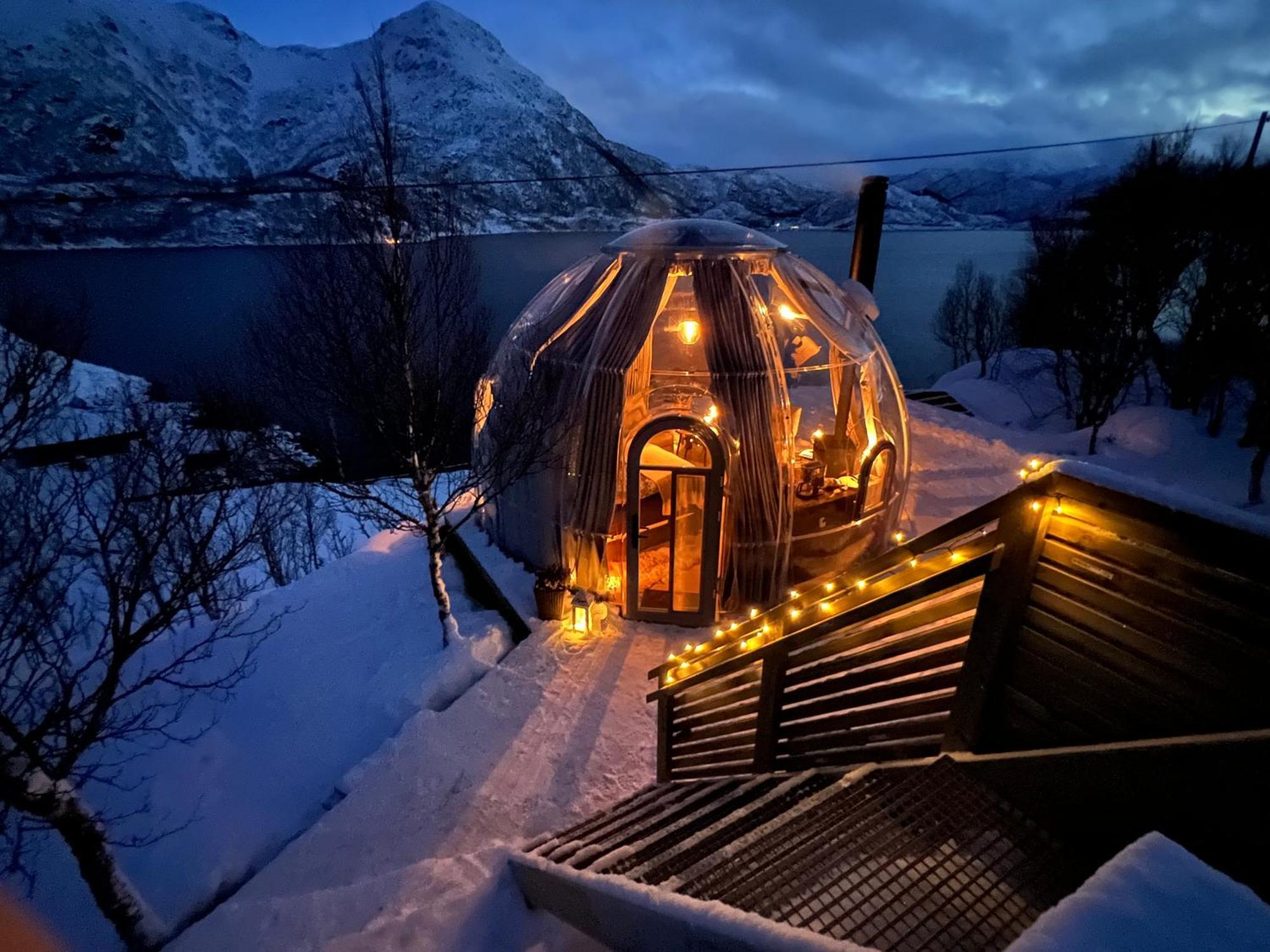 Lofoten Glampingdome Myrland Bagian luar foto